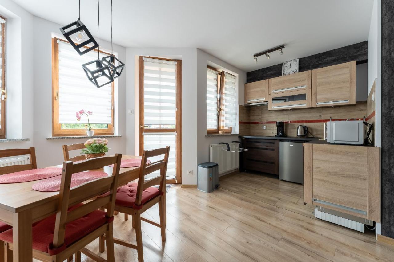 Apartament Strefa Centrum - Z Prywatnym Parkingiem - Space Apart Karpacz Bagian luar foto